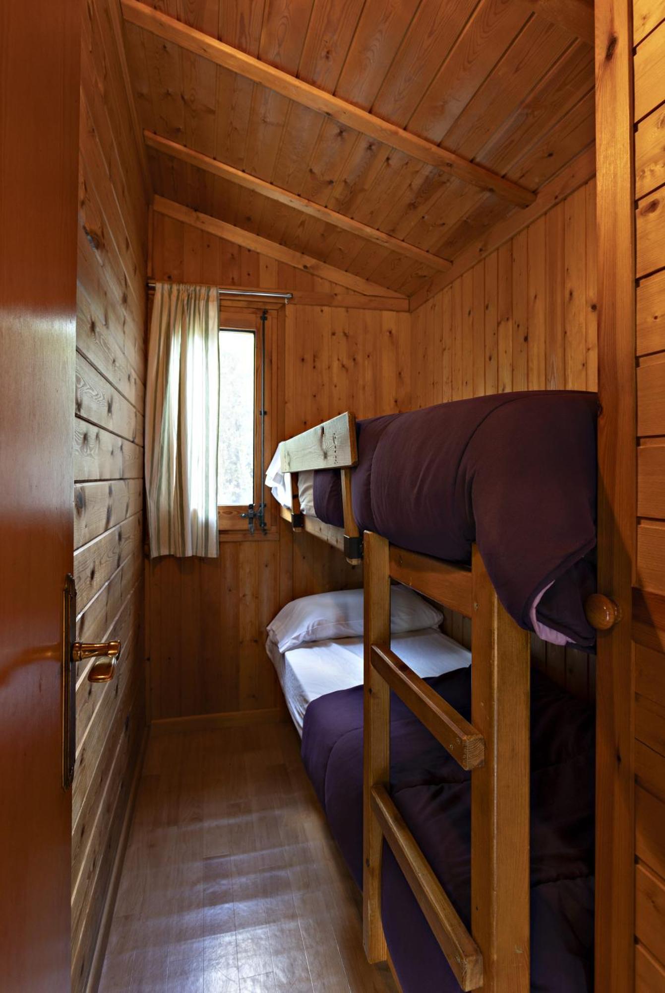 Bungalows - Camping El Solsones Solsona Dış mekan fotoğraf